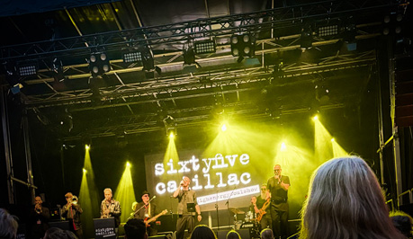 Dissen on stage